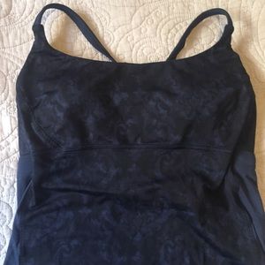 Lululemon Yeah Yoga tank size 6